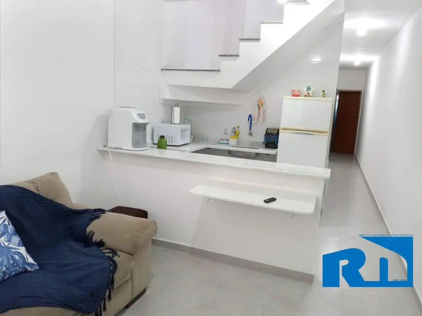 Foto 4 de Casa com 2 quartos à venda em Estância Balneária Hawai, Caraguatatuba - SP