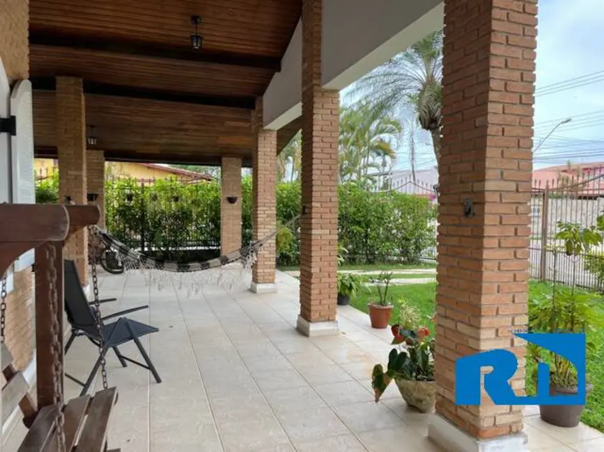 Casa com 3 quartos à venda em Caraguatatuba - SP - imagem 4 Foto 4 de Casa com 3 quartos à venda em Caraguatatuba - SP