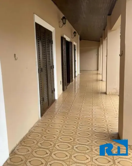 Casa com 3 quartos à venda, 405m2 em Loteamento Jardim Aruan, Caraguatatuba - SP - imagem 2 Foto 2 de Casa com 3 quartos à venda, 405m2 em Loteamento Jardim Aruan, Caraguatatuba - SP