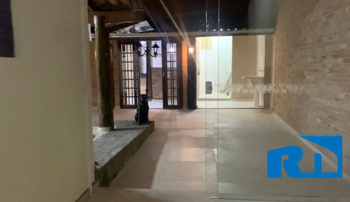Casa com 3 quartos à venda, 300m2 em Martim de Sá, Caraguatatuba - SP - imagem 3 Foto 3 de Casa com 3 quartos à venda, 300m2 em Martim de Sá, Caraguatatuba - SP