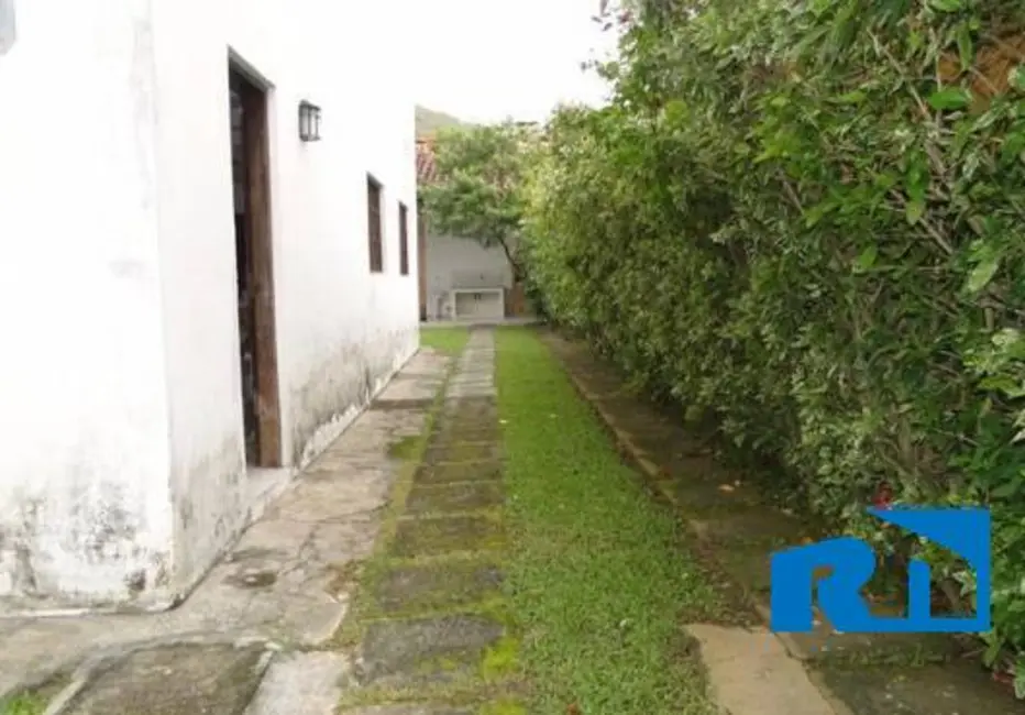 Foto 4 de Casa com 4 quartos à venda, 336m2 em Loteamento Balneário Camburi, Caraguatatuba - SP