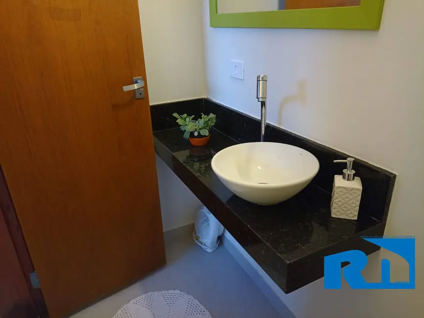 Casa com 2 quartos à venda, 117m2 em Pontal de Santa Marina, Caraguatatuba - SP - imagem 9 Foto 9 de Casa com 2 quartos à venda, 117m2 em Pontal de Santa Marina, Caraguatatuba - SP