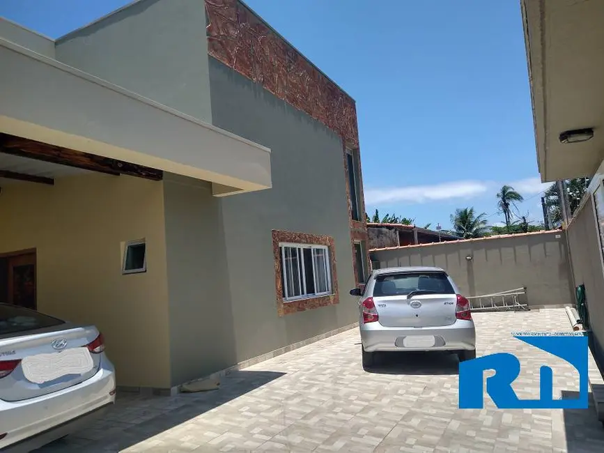 Foto 1 de Casa com 6 quartos à venda, 600m2 em Praia das Palmeiras, Caraguatatuba - SP