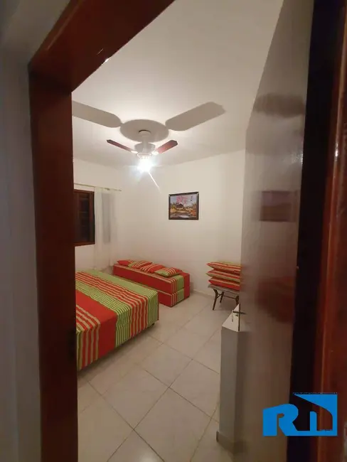 Foto 6 de Casa com 4 quartos à venda, 360m2 em Cidade Jardim, Caraguatatuba - SP