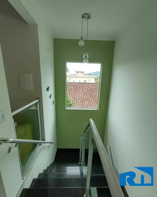 Foto 8 de Casa com 3 quartos à venda, 417m2 em Mar Verde, Caraguatatuba - SP