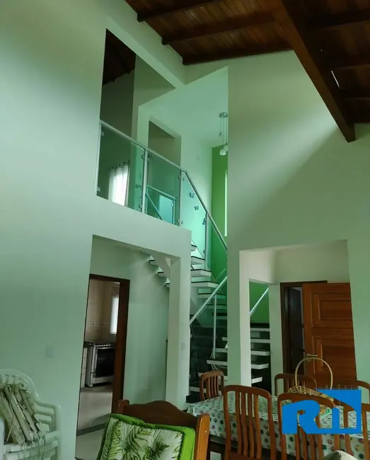 Foto 4 de Casa com 3 quartos à venda, 417m2 em Mar Verde, Caraguatatuba - SP