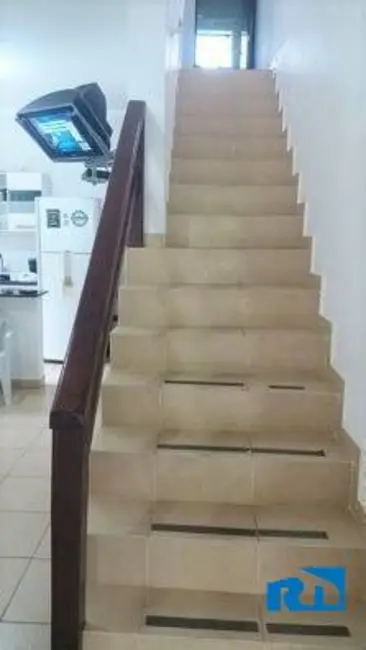 Foto 8 de Casa com 3 quartos à venda em Caraguatatuba - SP