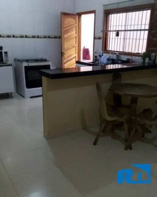 Foto 7 de Casa com 2 quartos à venda, 158m2 em Caraguatatuba - SP