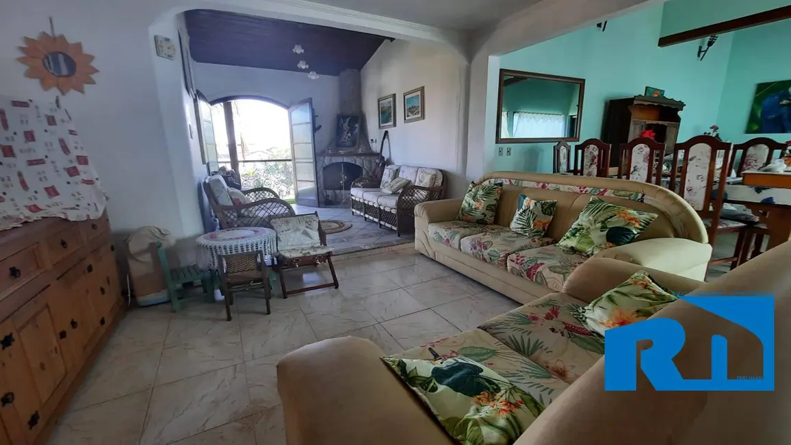 Casa com 8 quartos à venda, 1081m2 em Martim de Sá, Caraguatatuba - SP - imagem 4 Foto 4 de Casa com 8 quartos à venda, 1081m2 em Martim de Sá, Caraguatatuba - SP
