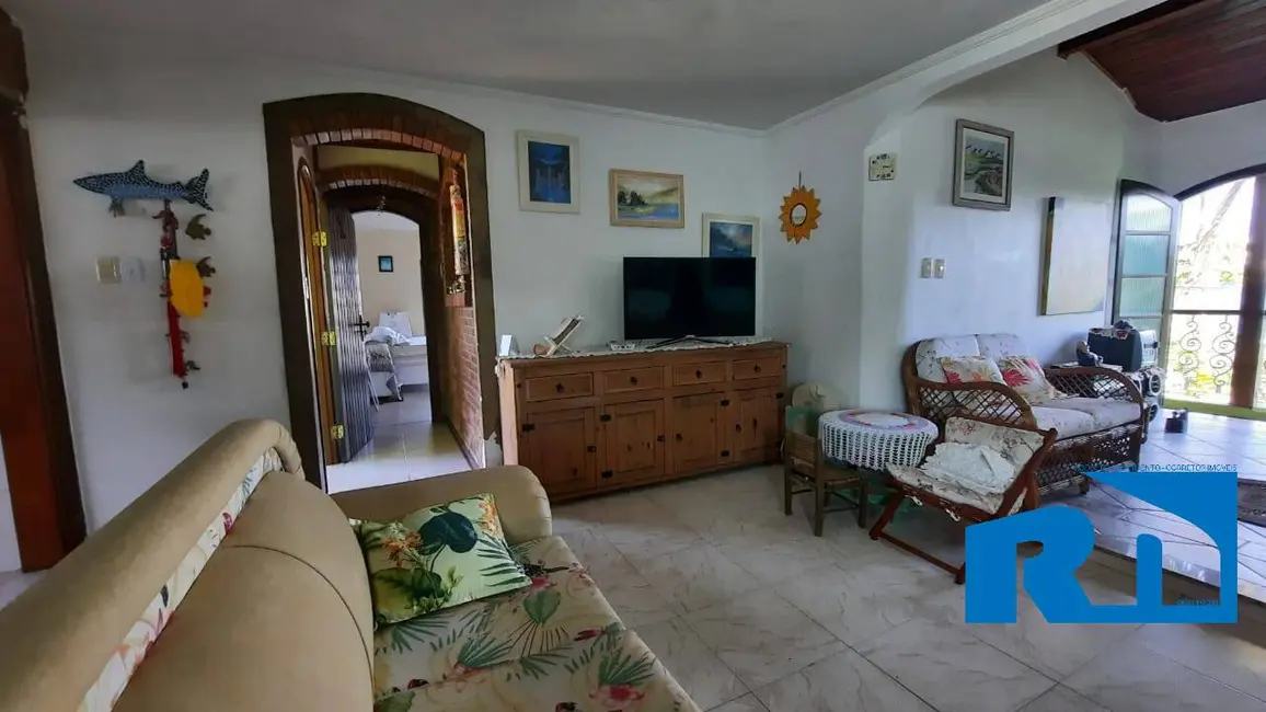 Casa com 8 quartos à venda, 1081m2 em Martim de Sá, Caraguatatuba - SP - imagem 6 Foto 6 de Casa com 8 quartos à venda, 1081m2 em Martim de Sá, Caraguatatuba - SP