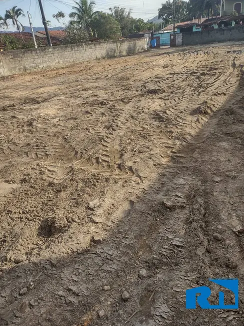 Foto 3 de Terreno / Lote à venda, 270m2 em Praia das Palmeiras, Caraguatatuba - SP