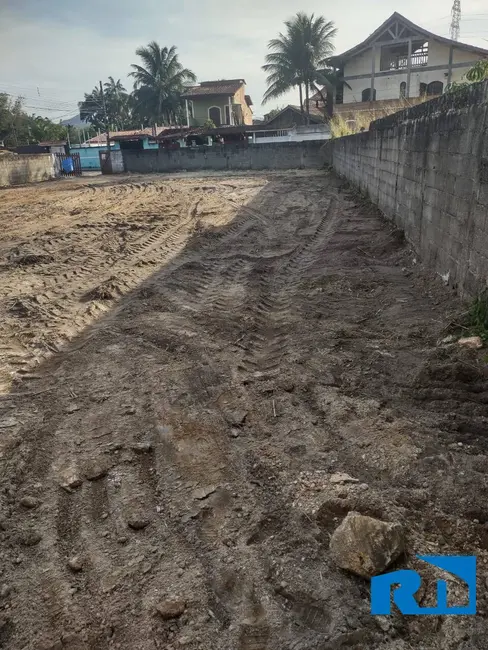 Foto 1 de Terreno / Lote à venda, 270m2 em Praia das Palmeiras, Caraguatatuba - SP