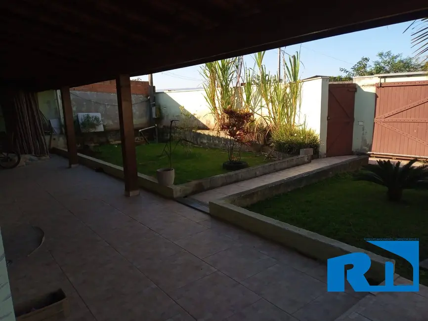 Casa com 3 quartos à venda, 1000m2 em Pegorelli, Caraguatatuba - SP - imagem 3 Foto 3 de Casa com 3 quartos à venda, 1000m2 em Pegorelli, Caraguatatuba - SP