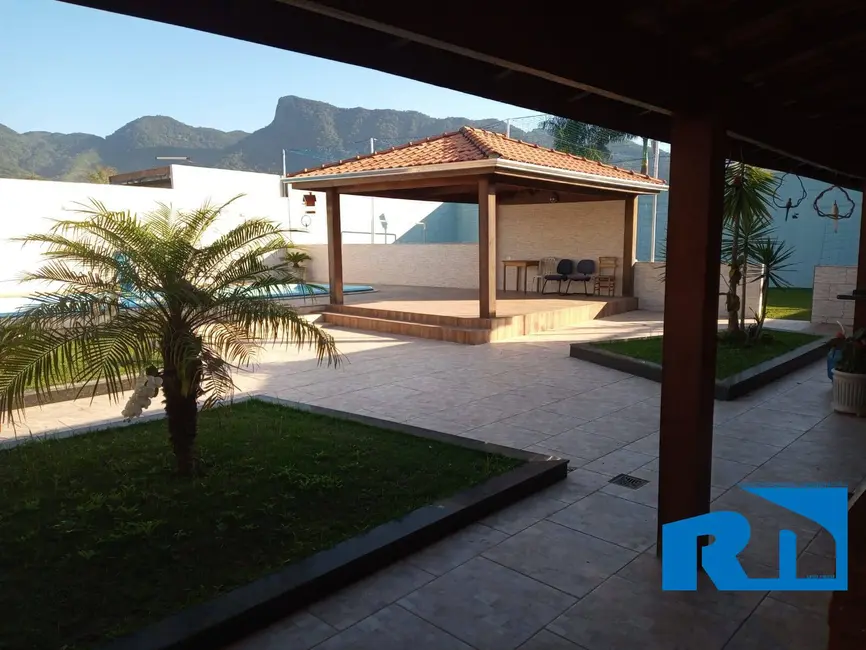 Casa com 3 quartos à venda, 1000m2 em Pegorelli, Caraguatatuba - SP - imagem 1 Foto 1 de Casa com 3 quartos à venda, 1000m2 em Pegorelli, Caraguatatuba - SP