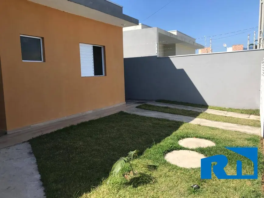 Foto 3 de Casa com 2 quartos à venda, 15m2 em Balneário Recanto do Sol, Caraguatatuba - SP