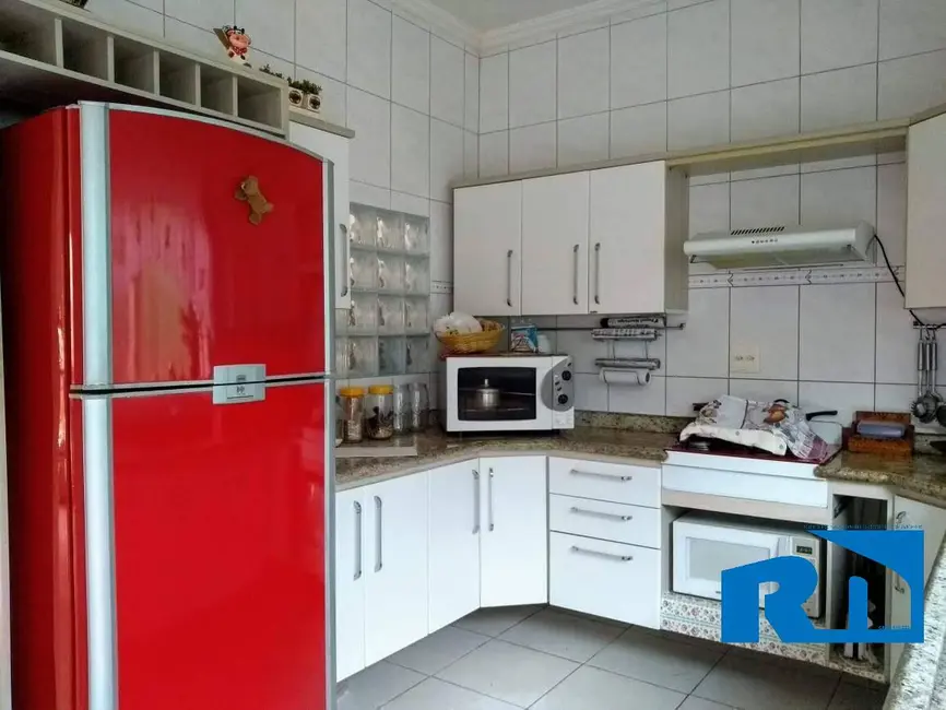 Foto 8 de Casa com 5 quartos à venda, 288m2 em Jardim Nomar, Caraguatatuba - SP