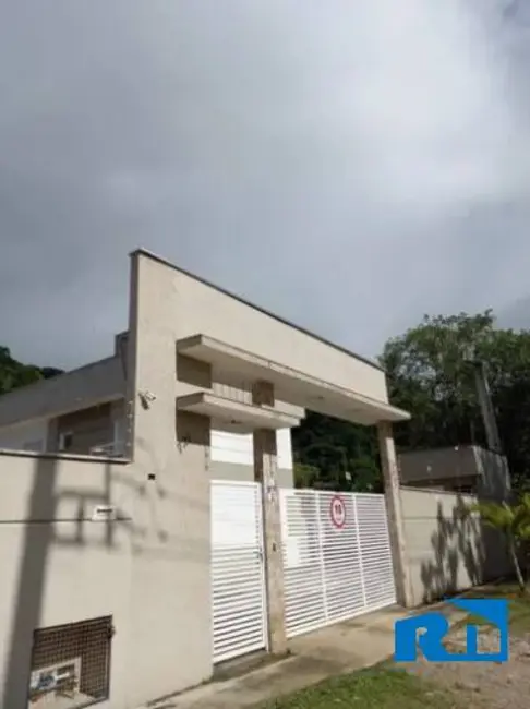 Foto 2 de Casa com 2 quartos à venda, 140m2 em Massaguaçu, Caraguatatuba - SP