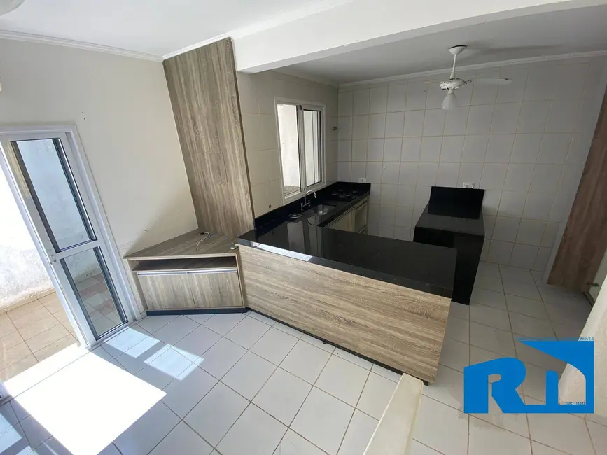 Foto 4 de Casa com 2 quartos à venda, 80m2 em Indaiá, Caraguatatuba - SP