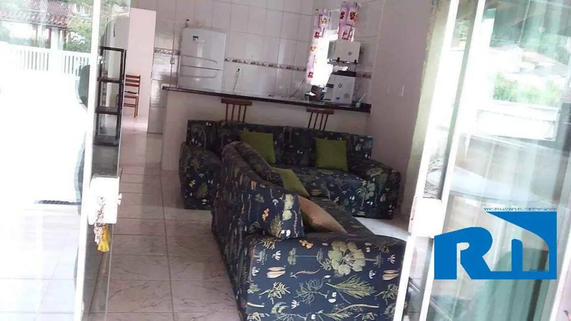 Casa com 3 quartos à venda, 380m2 em Caraguatatuba - SP - imagem 2 Foto 2 de Casa com 3 quartos à venda, 380m2 em Caraguatatuba - SP