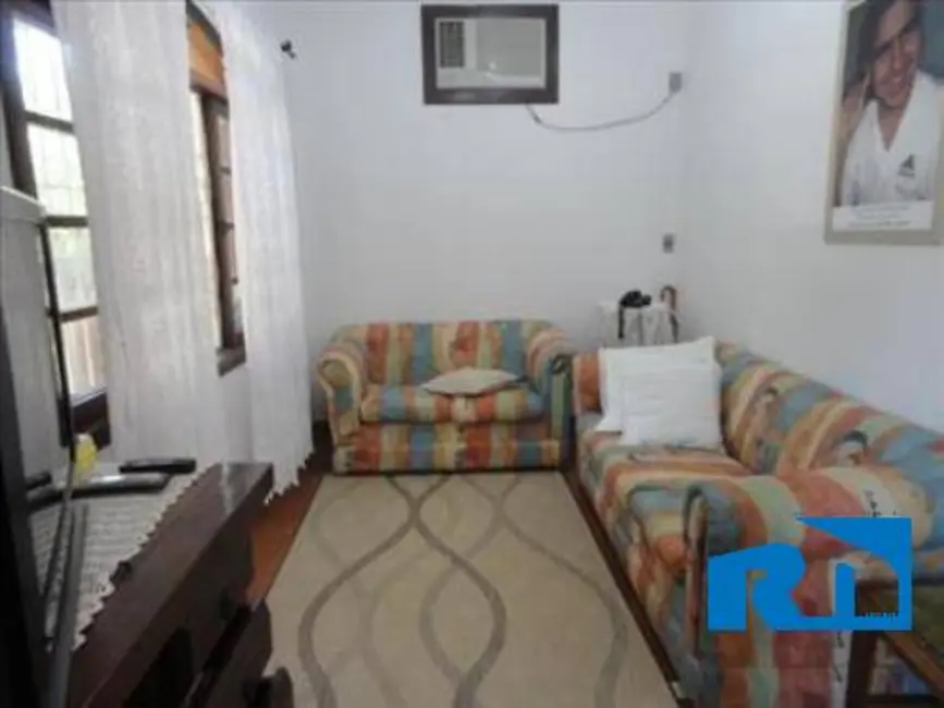 Foto 7 de Casa com 3 quartos à venda, 280m2 em Balneário Copacabana, Caraguatatuba - SP