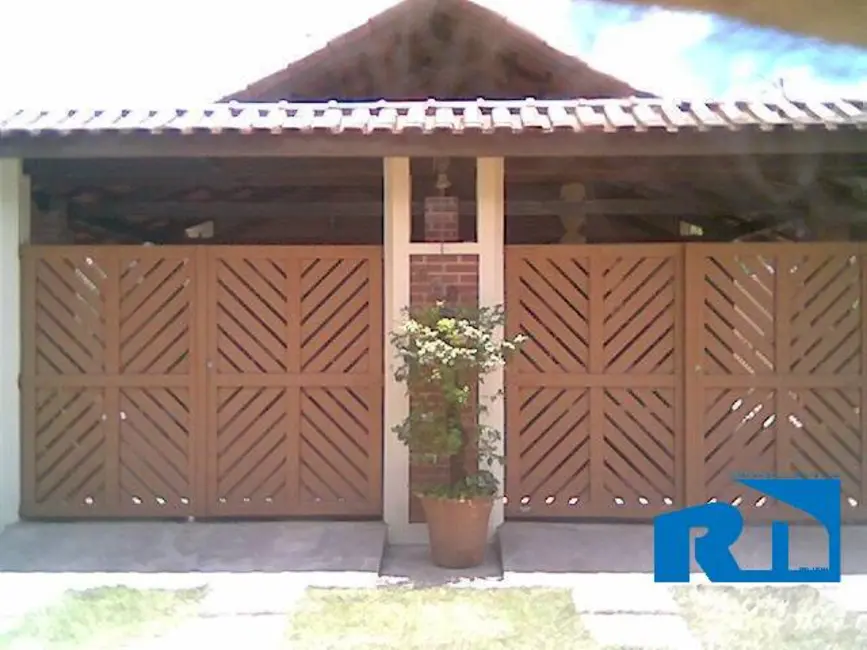 Foto 5 de Casa com 3 quartos à venda, 280m2 em Balneário Copacabana, Caraguatatuba - SP