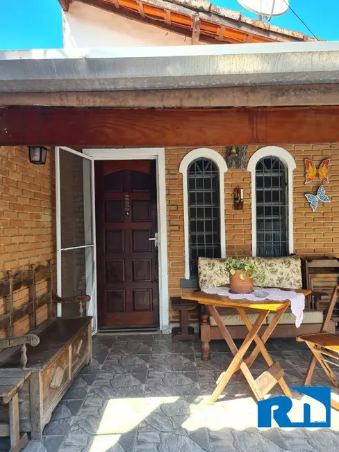 Foto 4 de Casa com 3 quartos à venda, 115m2 em Caputera, Caraguatatuba - SP