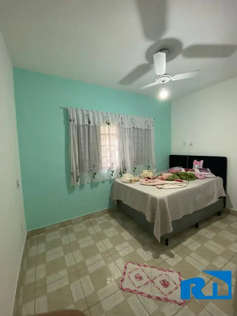 Casa com 4 quartos à venda, 360m2 em Jardim Britânia, Caraguatatuba - SP - imagem 7 Foto 7 de Casa com 4 quartos à venda, 360m2 em Jardim Britânia, Caraguatatuba - SP