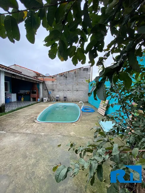 Foto 1 de Casa com 4 quartos à venda, 360m2 em Jardim Britânia, Caraguatatuba - SP