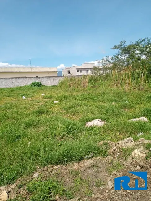 Foto 2 de Terreno / Lote à venda, 342m2 em Balneário dos Golfinhos, Caraguatatuba - SP