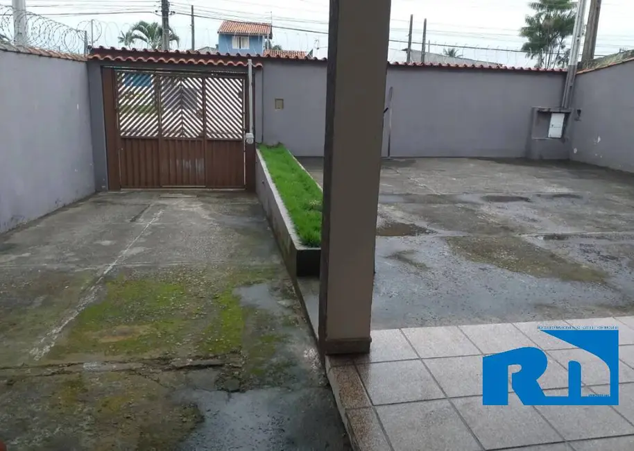 Foto 3 de Casa com 3 quartos à venda, 300m2 em Poiares, Caraguatatuba - SP