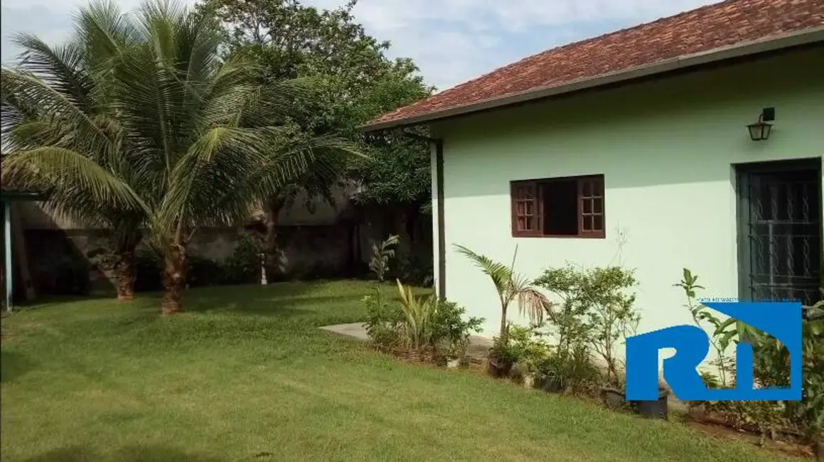 Casa com 2 quartos à venda, 250m2 em Jardim Mariella, Caraguatatuba - SP - imagem 4 Foto 4 de Casa com 2 quartos à venda, 250m2 em Jardim Mariella, Caraguatatuba - SP