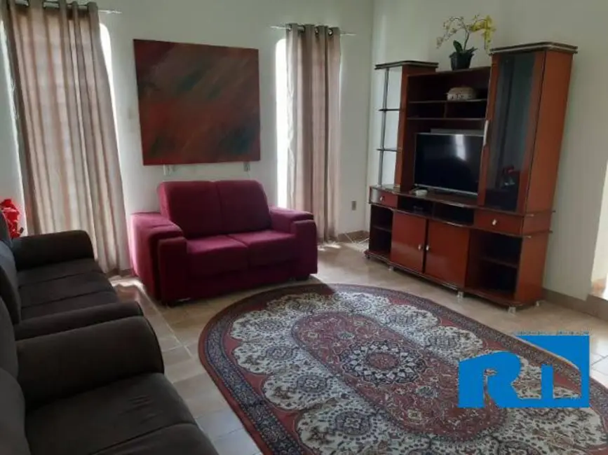 Foto 5 de Casa com 3 quartos à venda, 322m2 em Centro, Caraguatatuba - SP