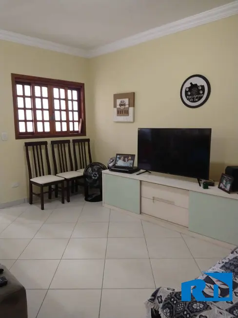 Foto 6 de Casa com 3 quartos à venda, 250m2 em Jardim do Sol, Caraguatatuba - SP