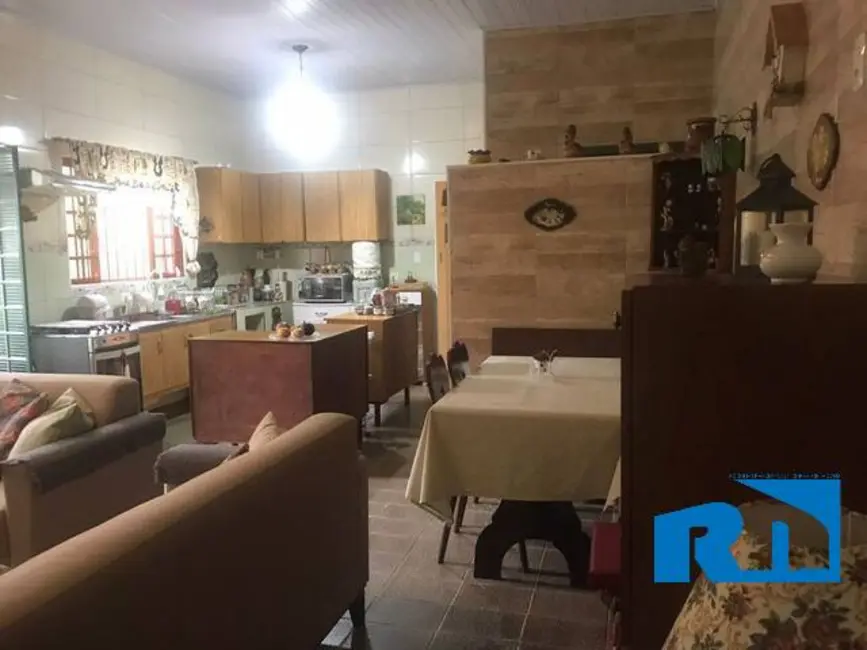 Foto 3 de Casa com 5 quartos à venda, 720m2 em Martim de Sá, Caraguatatuba - SP