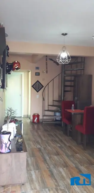 Foto 7 de Casa com 2 quartos à venda em Jardim Britânia, Caraguatatuba - SP