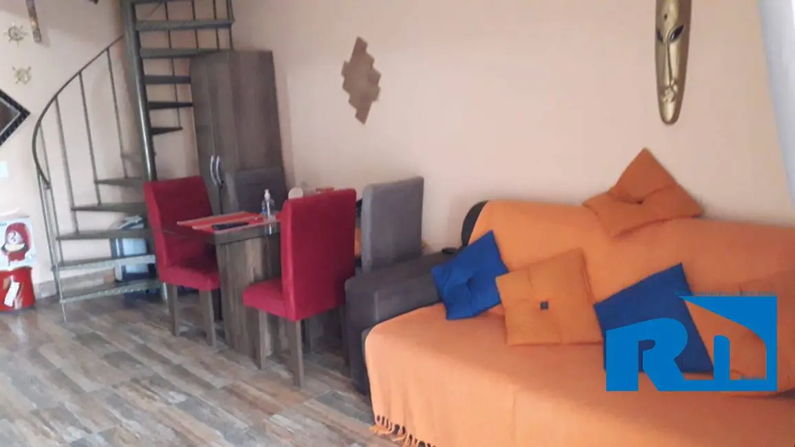 Foto 4 de Casa com 2 quartos à venda em Jardim Britânia, Caraguatatuba - SP