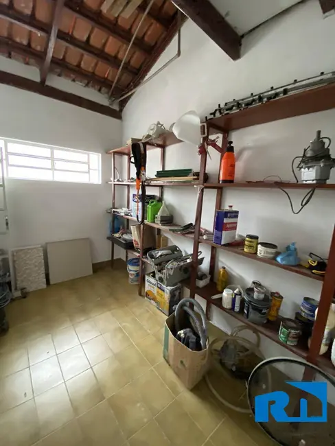Casa com 5 quartos à venda, 390m2 em Centro, Caraguatatuba - SP - imagem 9 Foto 9 de Casa com 5 quartos à venda, 390m2 em Centro, Caraguatatuba - SP