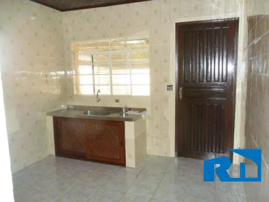 Casa com 2 quartos à venda, 500m2 em Caraguatatuba - SP - imagem 6 Foto 6 de Casa com 2 quartos à venda, 500m2 em Caraguatatuba - SP