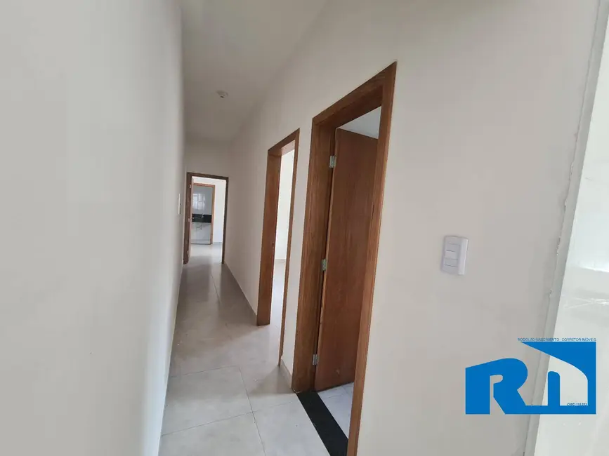 Casa com 2 quartos à venda, 135m2 em Massaguaçu, Caraguatatuba - SP - imagem 8 Foto 8 de Casa com 2 quartos à venda, 135m2 em Massaguaçu, Caraguatatuba - SP