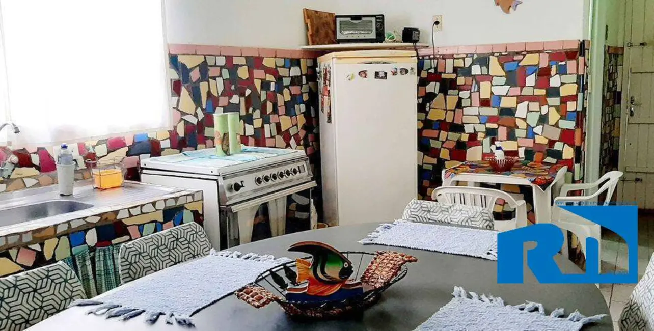 Foto 7 de Casa com 2 quartos à venda, 200m2 em Praia das Palmeiras, Caraguatatuba - SP