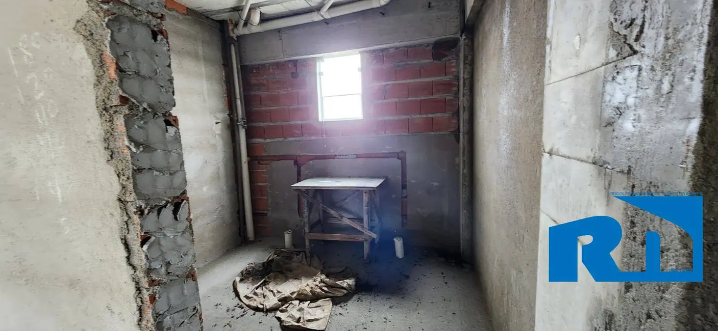 Foto 9 de Sala Comercial à venda, 720m2 em Travessão, Caraguatatuba - SP