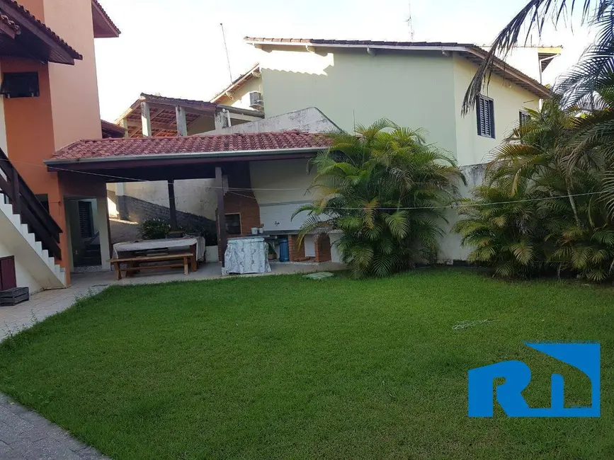 Foto 6 de Casa com 5 quartos à venda, 340m2 em Capricórnio I, Caraguatatuba - SP