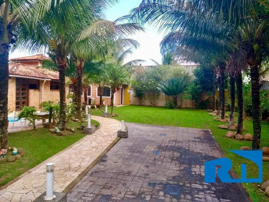 Casa com 1 quarto à venda, 520m2 em Massaguaçu, Caraguatatuba - SP - imagem 6 Foto 6 de Casa com 1 quarto à venda, 520m2 em Massaguaçu, Caraguatatuba - SP