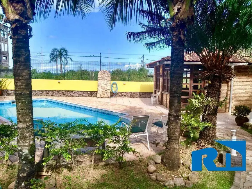 Casa com 1 quarto à venda, 520m2 em Massaguaçu, Caraguatatuba - SP - imagem 5 Foto 5 de Casa com 1 quarto à venda, 520m2 em Massaguaçu, Caraguatatuba - SP