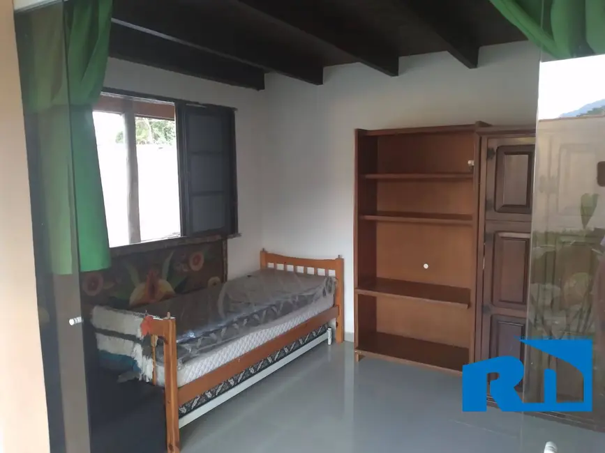 Foto 9 de Casa com 3 quartos à venda em Balneário Copacabana, Caraguatatuba - SP