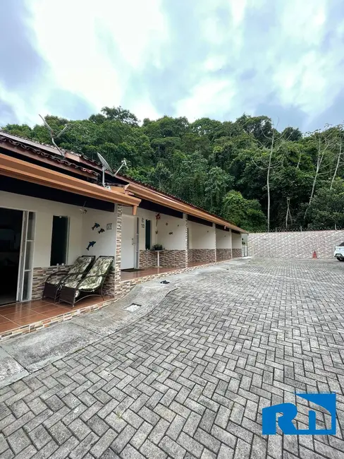 Foto 2 de Casa de Condomínio com 2 quartos à venda, 92m2 em Massaguaçu, Caraguatatuba - SP