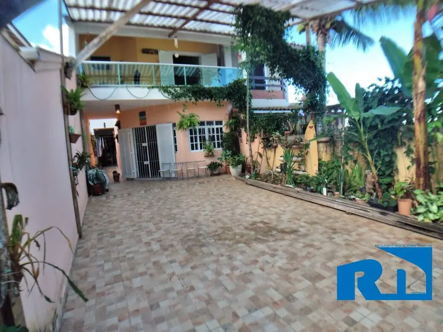 Foto 2 de Casa com 5 quartos à venda, 180m2 em Massaguaçu, Caraguatatuba - SP