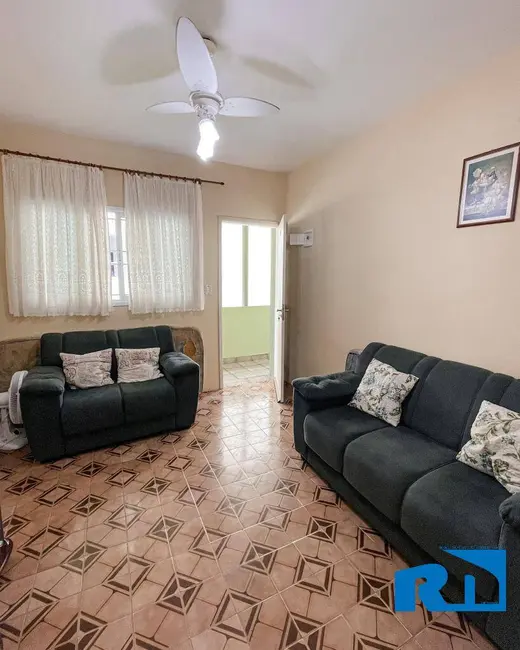 Foto 2 de Apartamento com 1 quarto à venda, 45m2 em Prainha, Caraguatatuba - SP