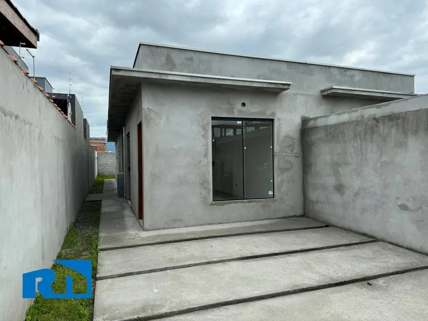 Foto 1 de Casa com 2 quartos à venda, 125m2 em Balneário dos Golfinhos, Caraguatatuba - SP