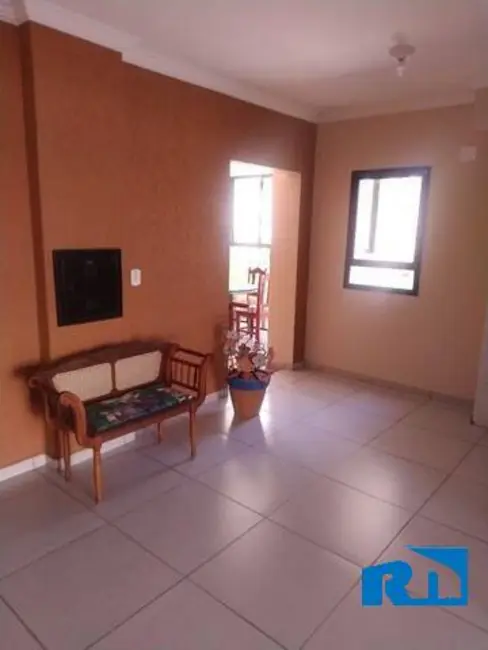 Foto 2 de Apartamento com 1 quarto à venda, 41m2 em Caraguatatuba - SP